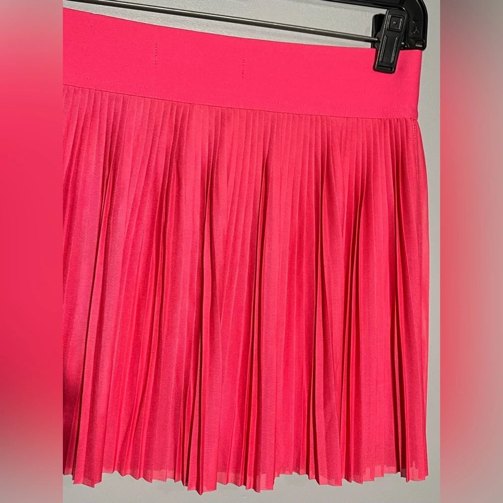 Vibrant‎ Pink Pleated Skirt